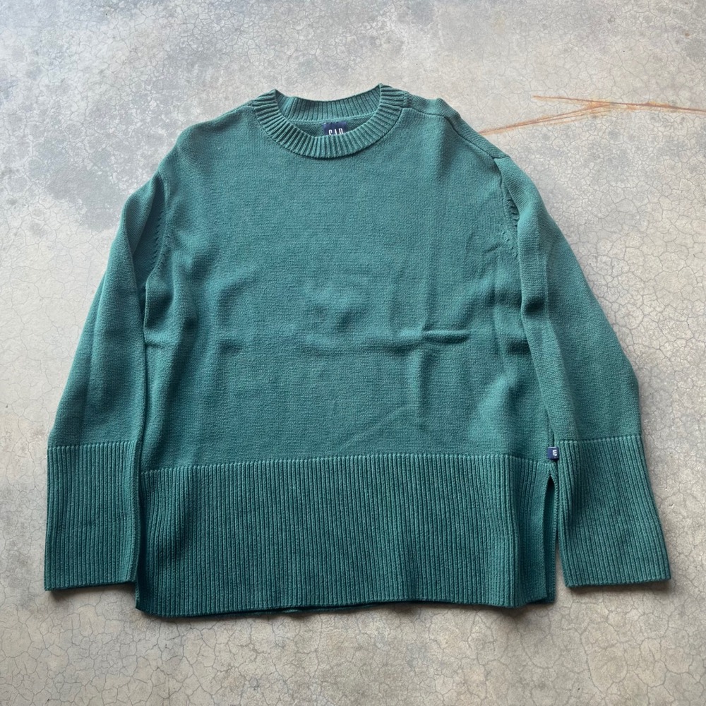 GAP Green Crewneck Sweater